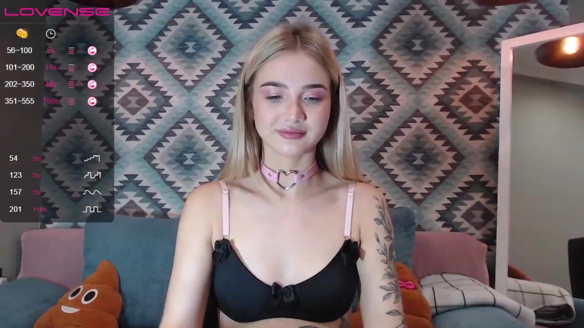 Gallery image thumbnail from HolyMeow's myfreecams stream on, 08/12/2023, 18:17 image 5 of 20