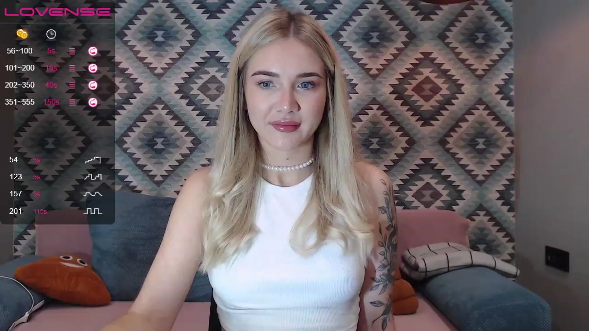 Gallery image thumbnail from HolyMeow's myfreecams stream on, 08/18/2023, 19:35 image 9 of 20