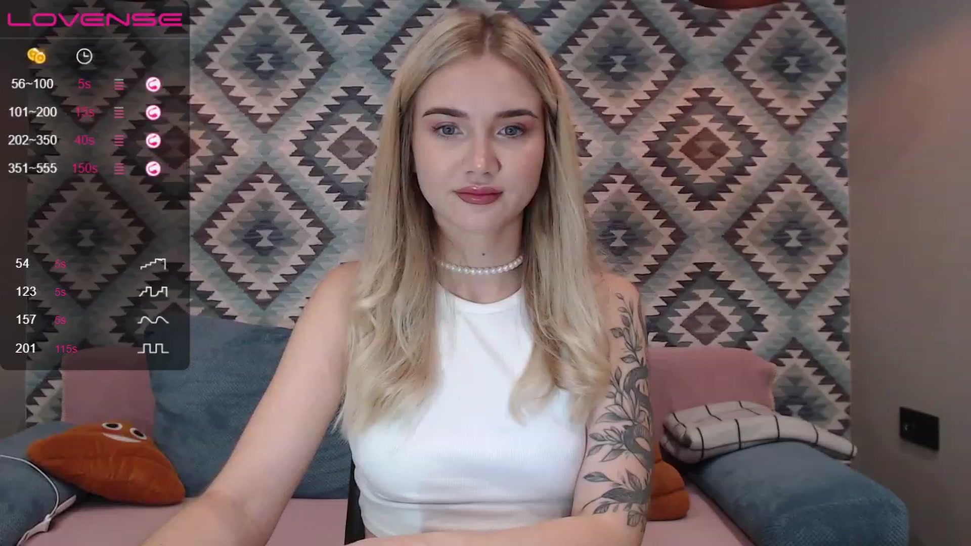 Gallery image thumbnail from HolyMeow's myfreecams stream on, 08/18/2023, 19:35 image 15 of 20