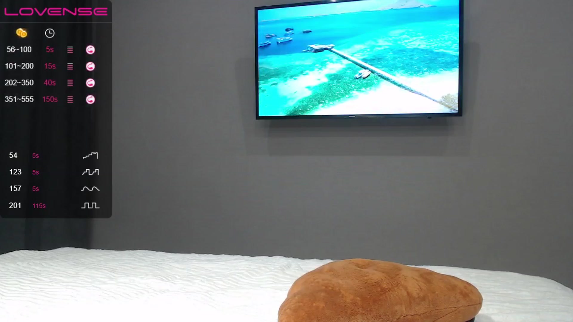 Gallery image thumbnail from HolyMeow's myfreecams stream on, 08/18/2023, 21:51 image 18 of 20