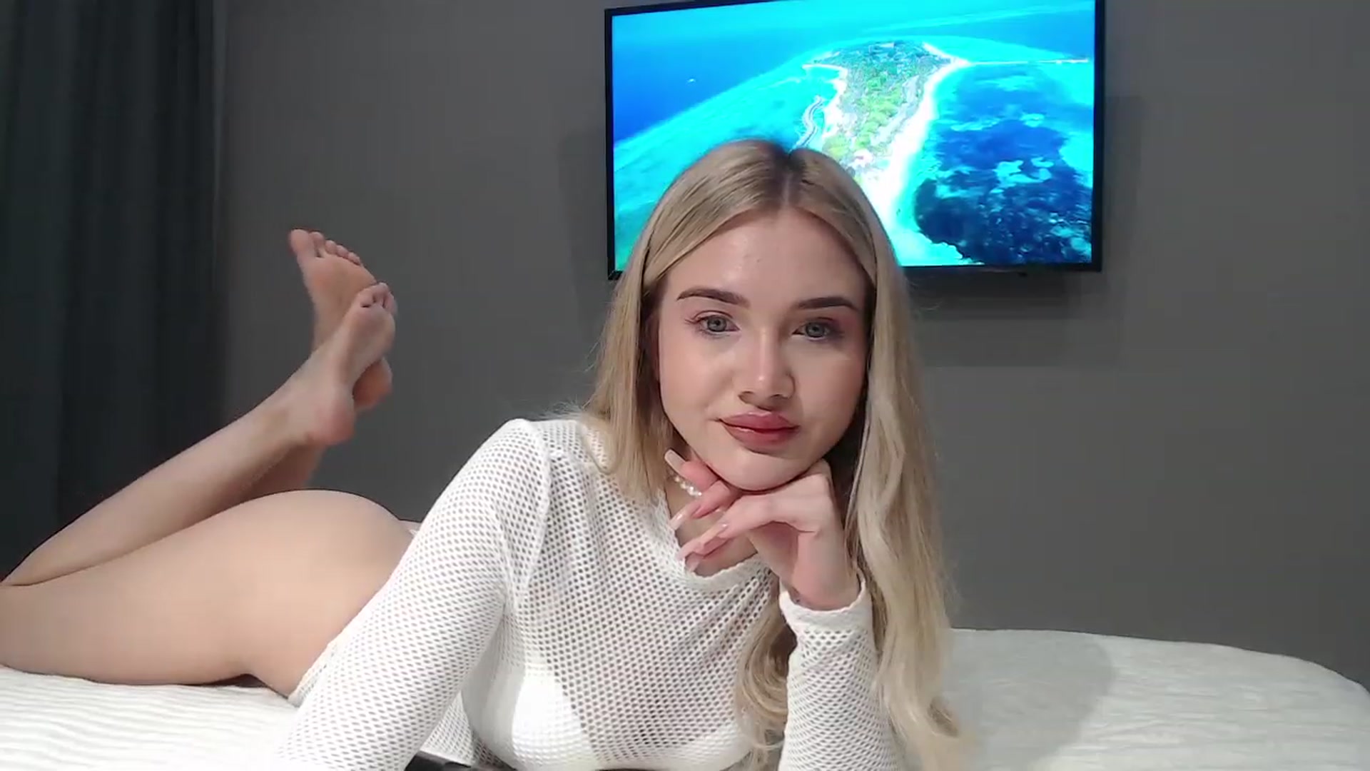 Gallery image thumbnail from HolyMeow's myfreecams stream on, 08/18/2023, 21:51 image 4 of 20