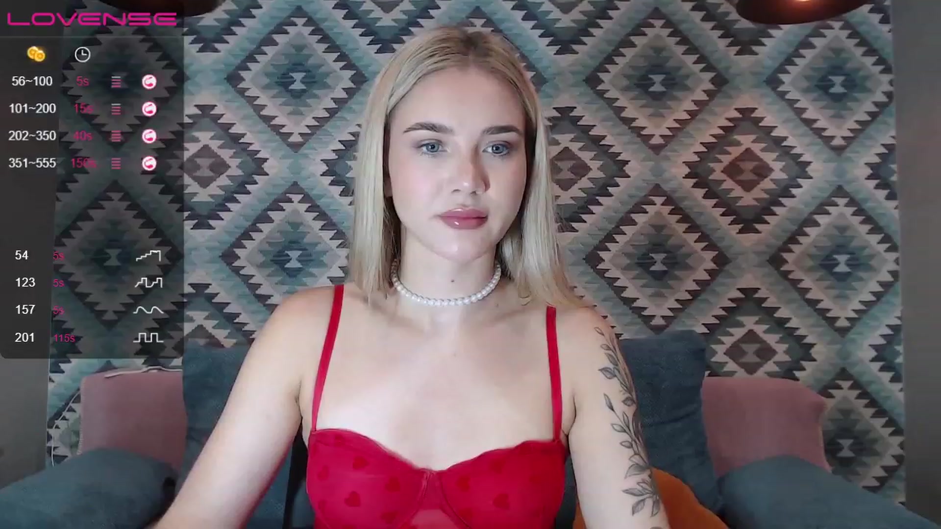 Gallery image thumbnail from HolyMeow's myfreecams stream on, 08/19/2023, 19:45 image 1 of 20