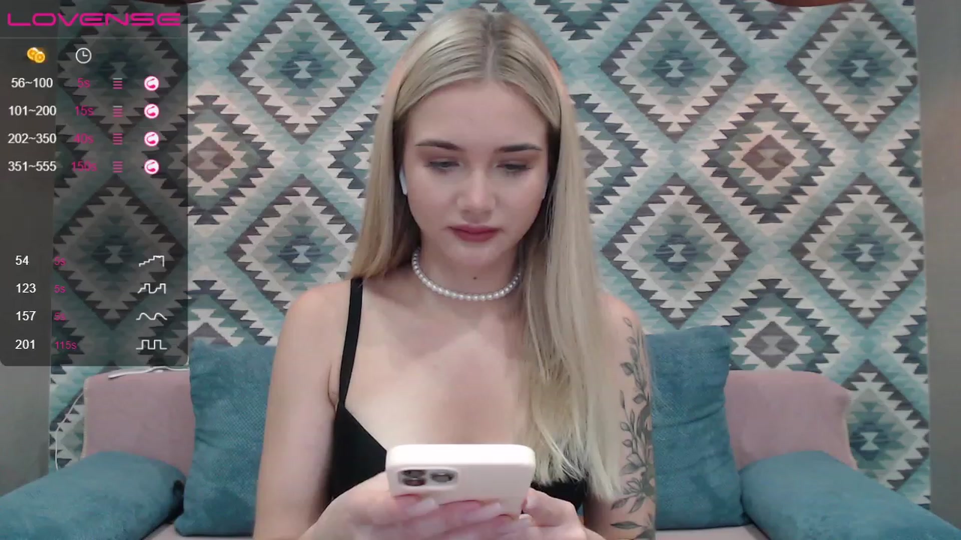 Gallery image thumbnail from HolyMeow's myfreecams stream on, 08/20/2023, 01:01 image 2 of 20