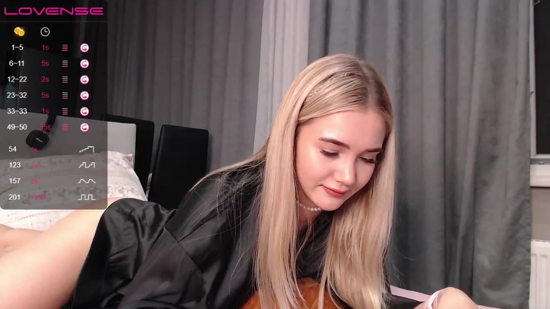 Gallery image thumbnail from HolyMeow's myfreecams stream on, 09/11/2023, 19:49 image 8 of 20