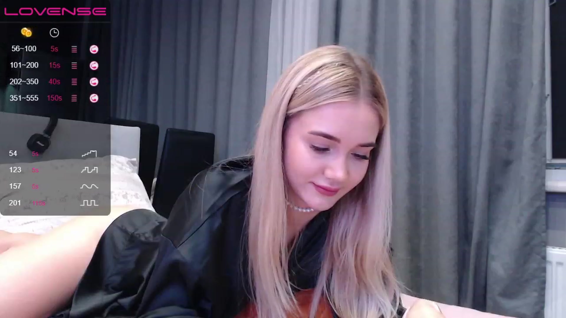 Gallery image thumbnail from HolyMeow's myfreecams stream on, 09/11/2023, 19:49 image 10 of 20