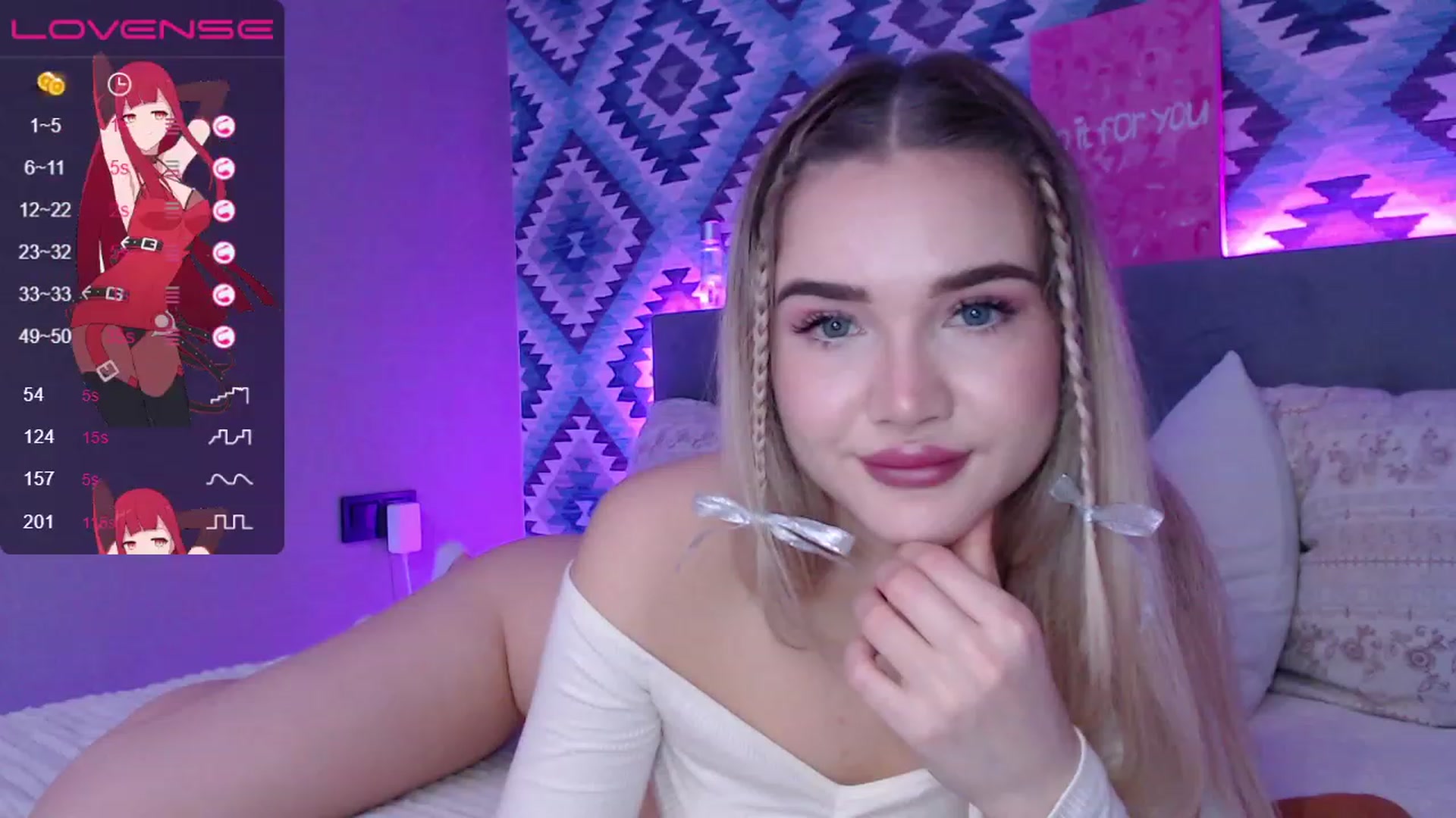 Gallery image thumbnail from HolyMeow's myfreecams stream on, 03/10/2024, 23:54 image 19 of 20