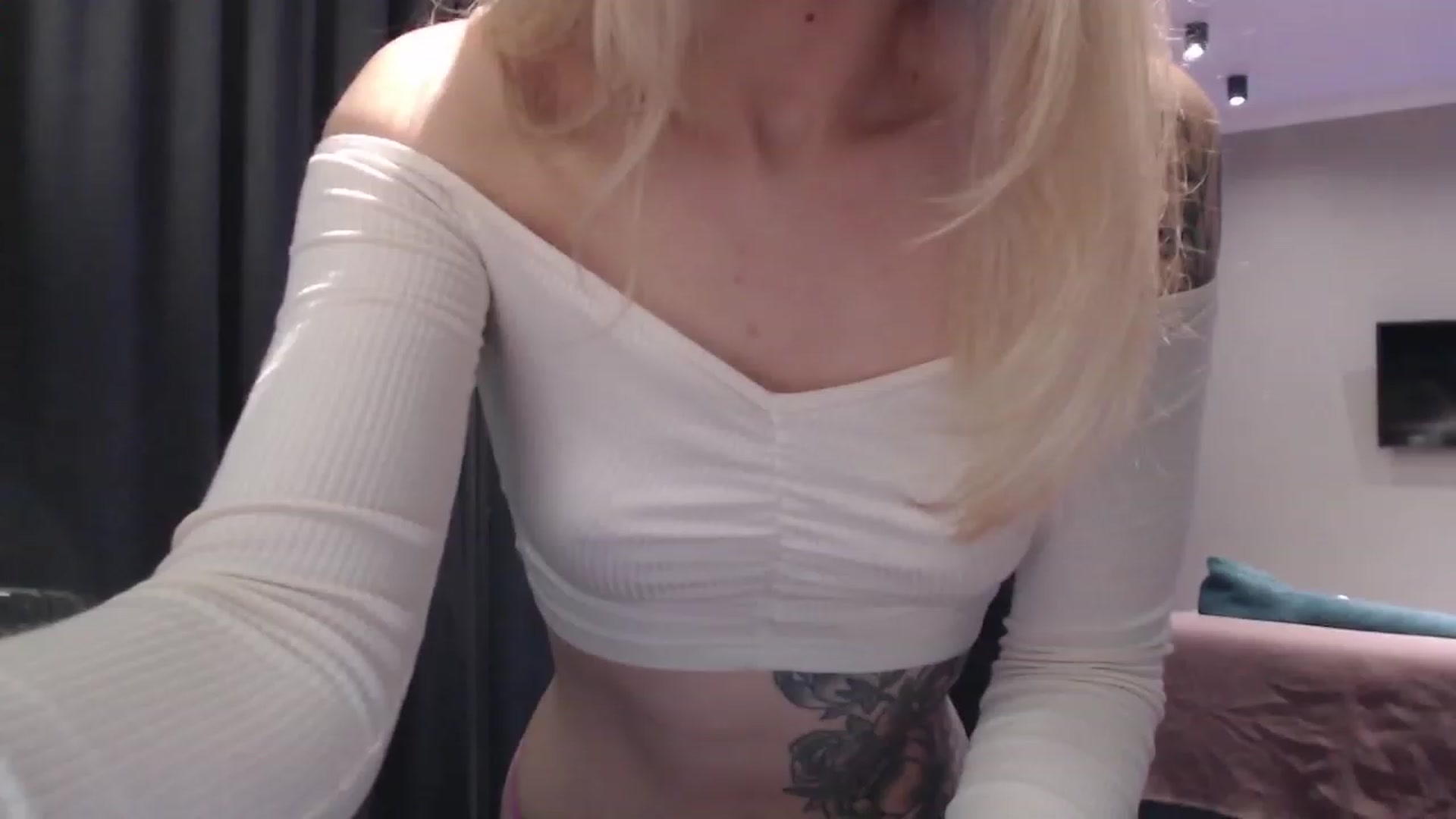 Gallery image thumbnail from HolyMeow's myfreecams stream on, 03/11/2024, 03:02 image 14 of 20