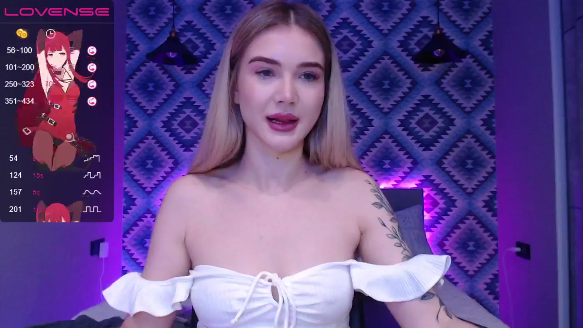 Gallery image thumbnail from HolyMeow's myfreecams stream on, 03/15/2024, 24:33 image 18 of 20