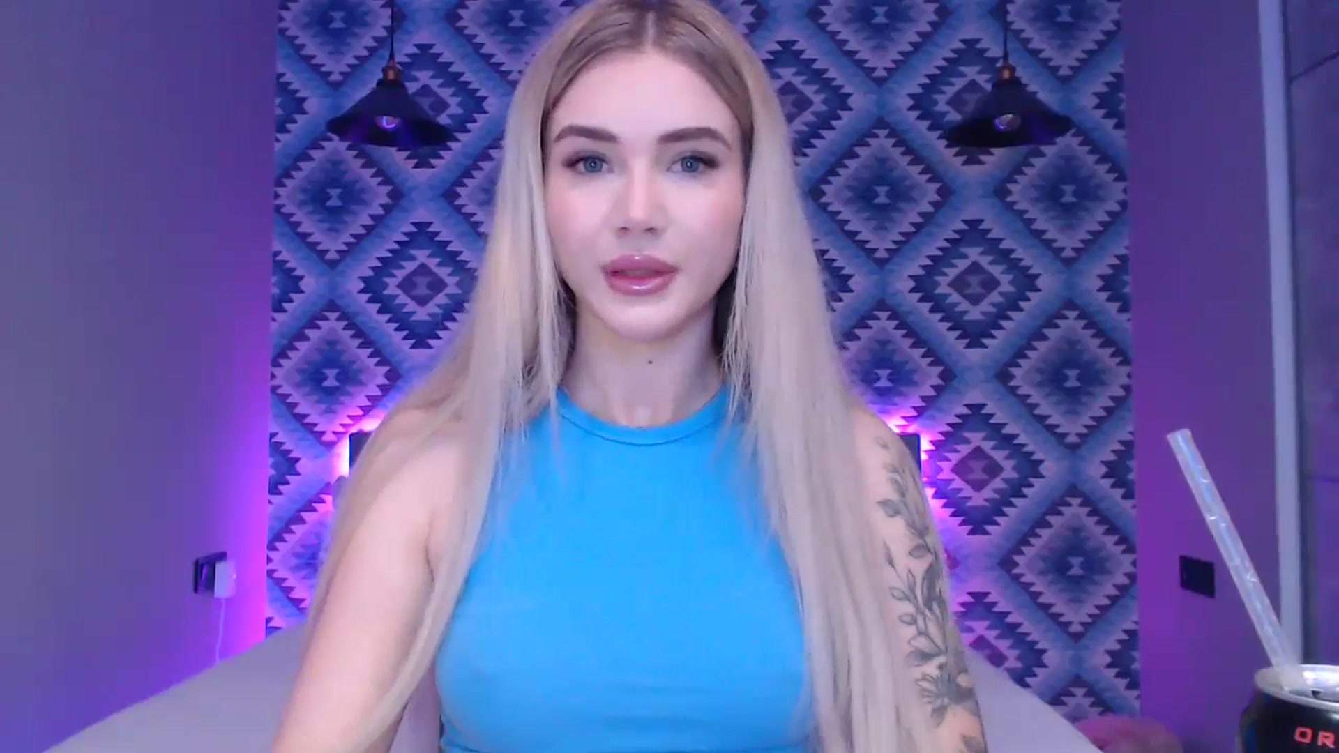 Gallery image thumbnail from HolyMeow's myfreecams stream on, 04/27/2024, 19:43 image 2 of 20
