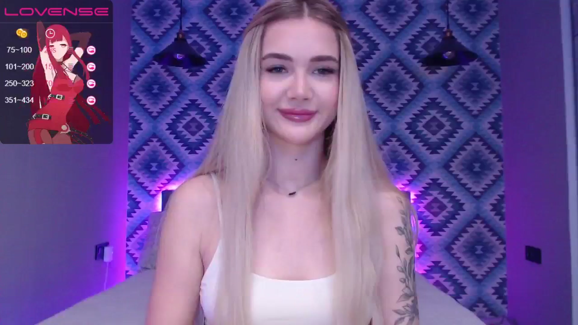 Gallery image thumbnail from HolyMeow's myfreecams stream on, 04/28/2024, 20:11 image 5 of 20