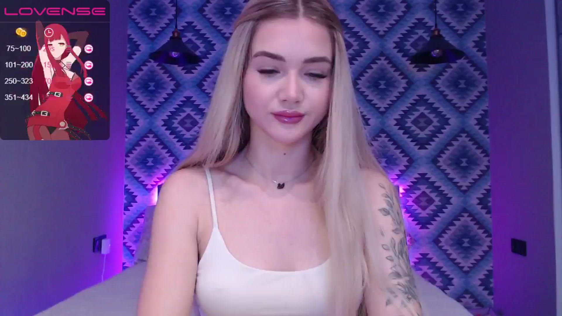 Gallery image thumbnail from HolyMeow's myfreecams stream on, 04/28/2024, 20:11 image 1 of 20