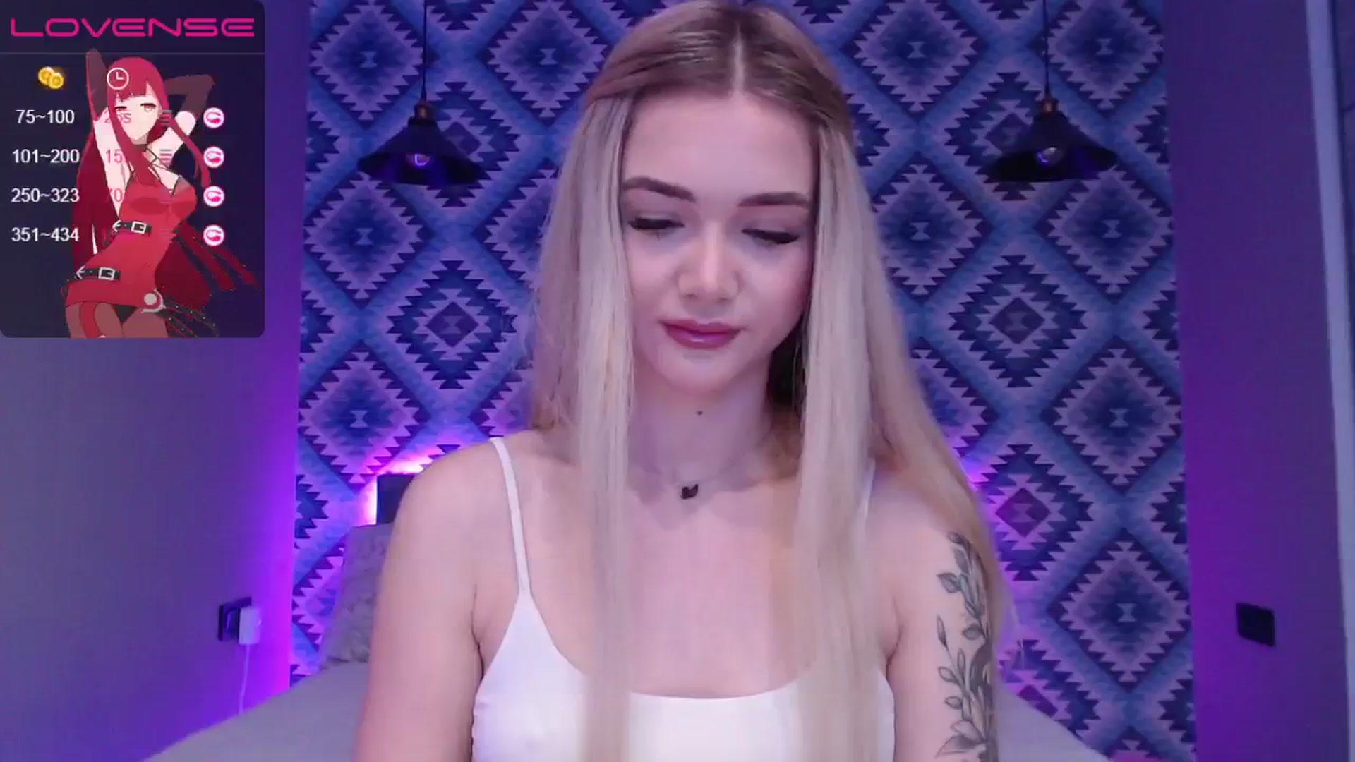 Gallery image thumbnail from HolyMeow's myfreecams stream on, 04/28/2024, 20:11 image 16 of 20