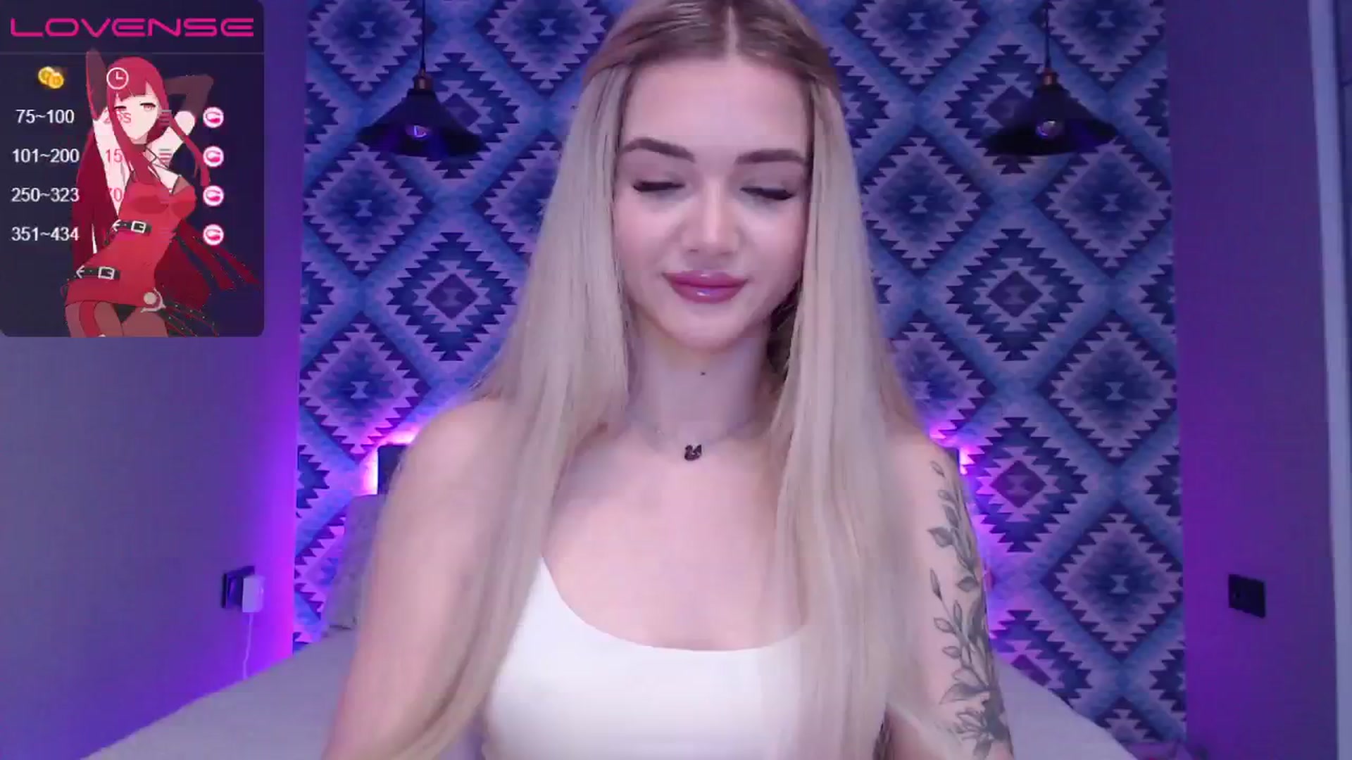Gallery image thumbnail from HolyMeow's myfreecams stream on, 04/28/2024, 20:11 image 3 of 20