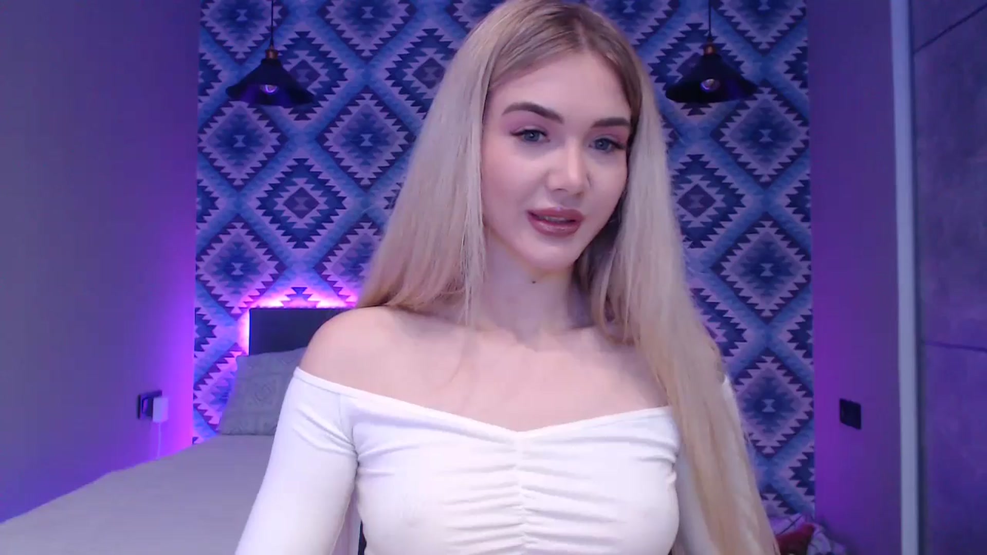 Gallery image thumbnail from HolyMeow's myfreecams stream on, 05/15/2024, 19:27 image 18 of 20