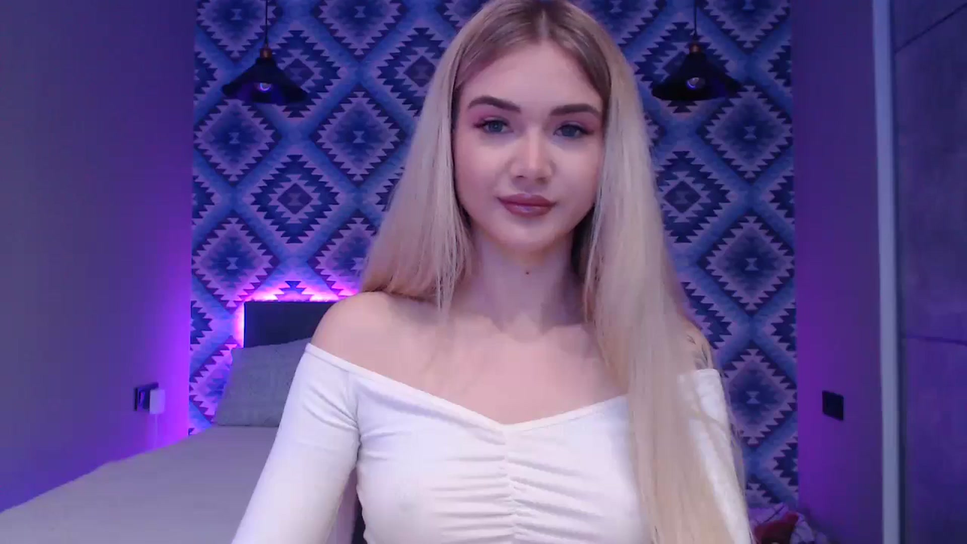 Gallery image thumbnail from HolyMeow's myfreecams stream on, 05/15/2024, 19:27 image 13 of 20