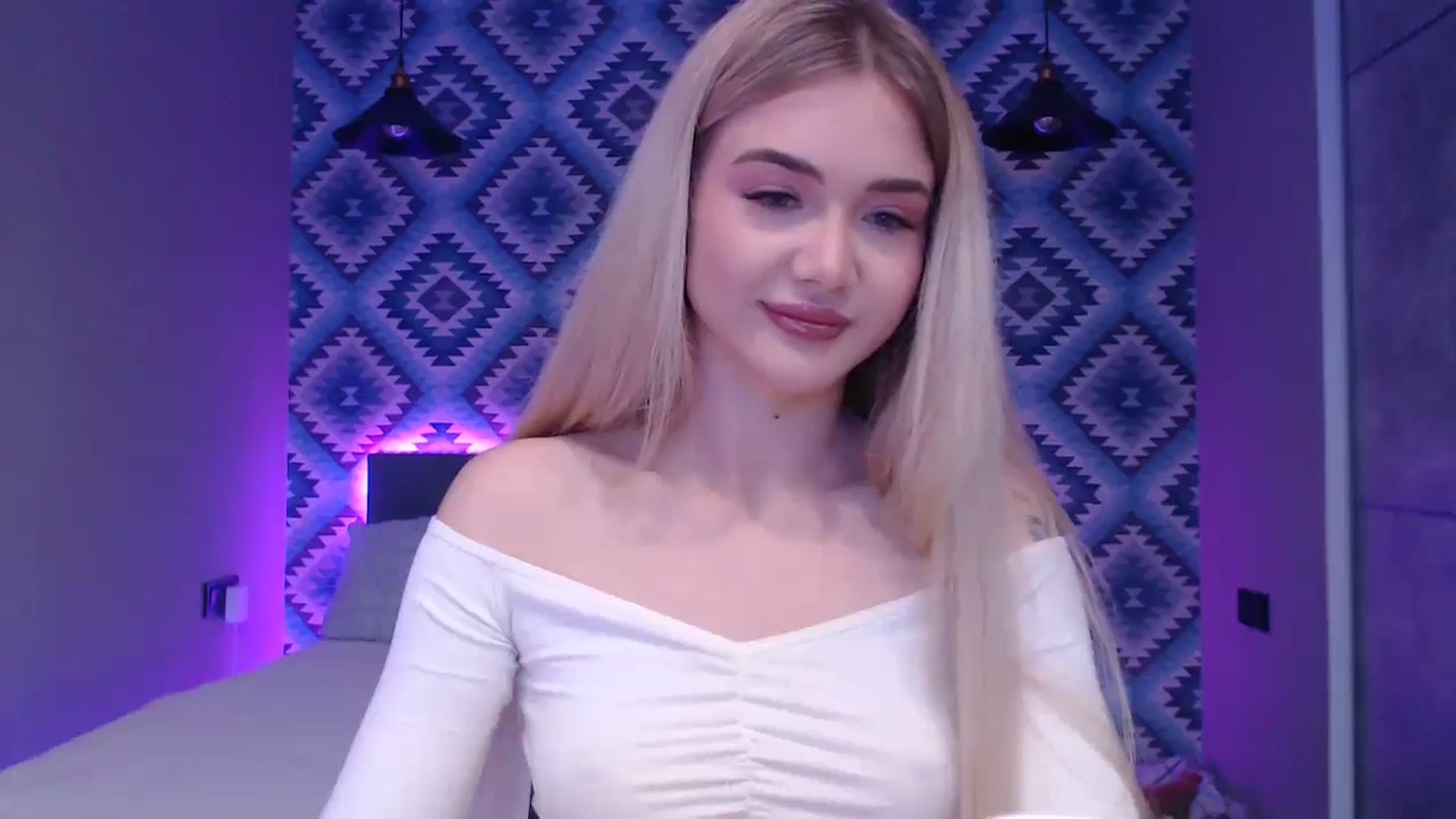 Gallery image thumbnail from HolyMeow's myfreecams stream on, 05/15/2024, 19:27 image 8 of 20