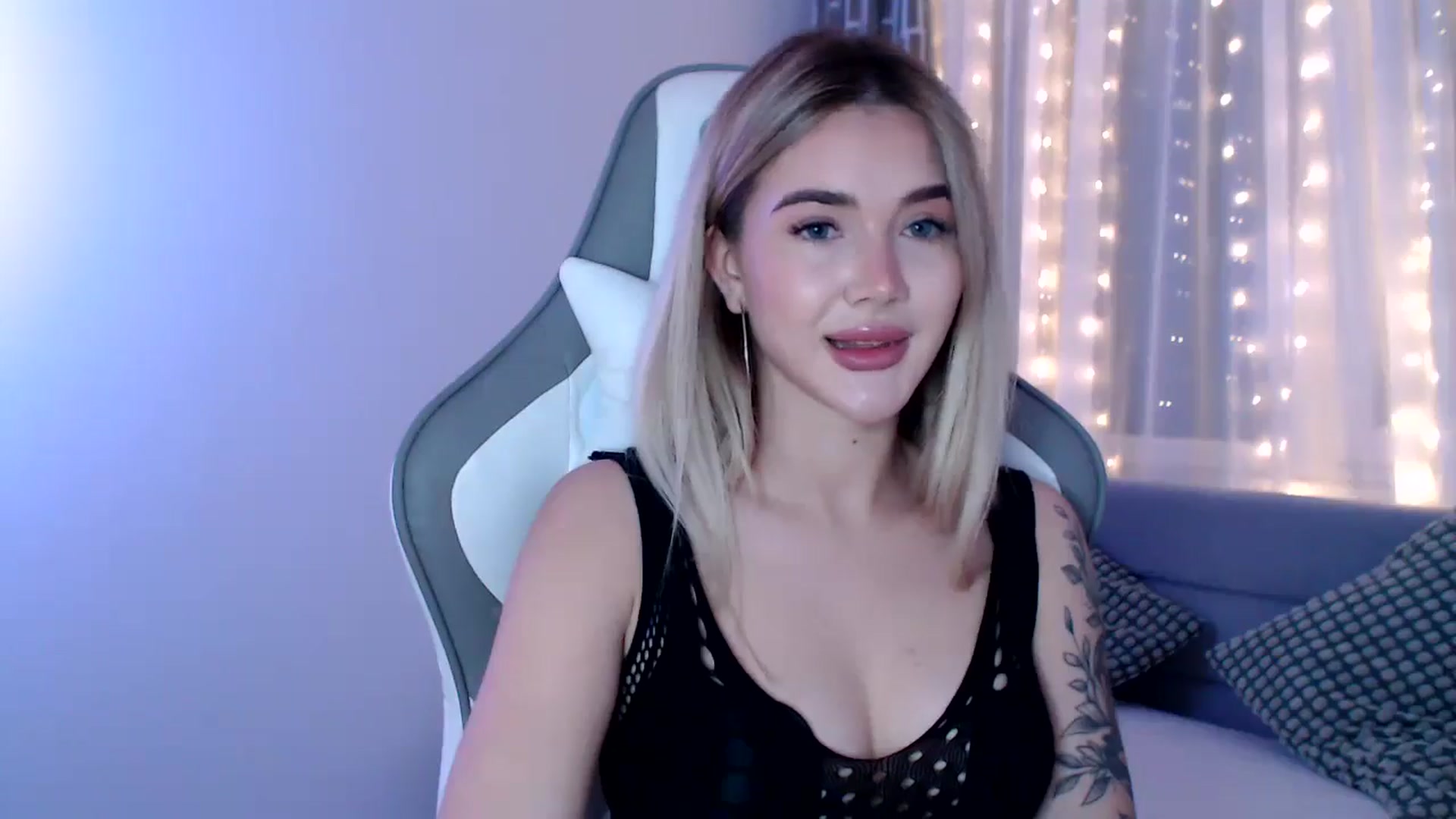 Gallery image thumbnail from HolyMeow's myfreecams stream on, 05/08/2025, 21:18 image 20 of 20