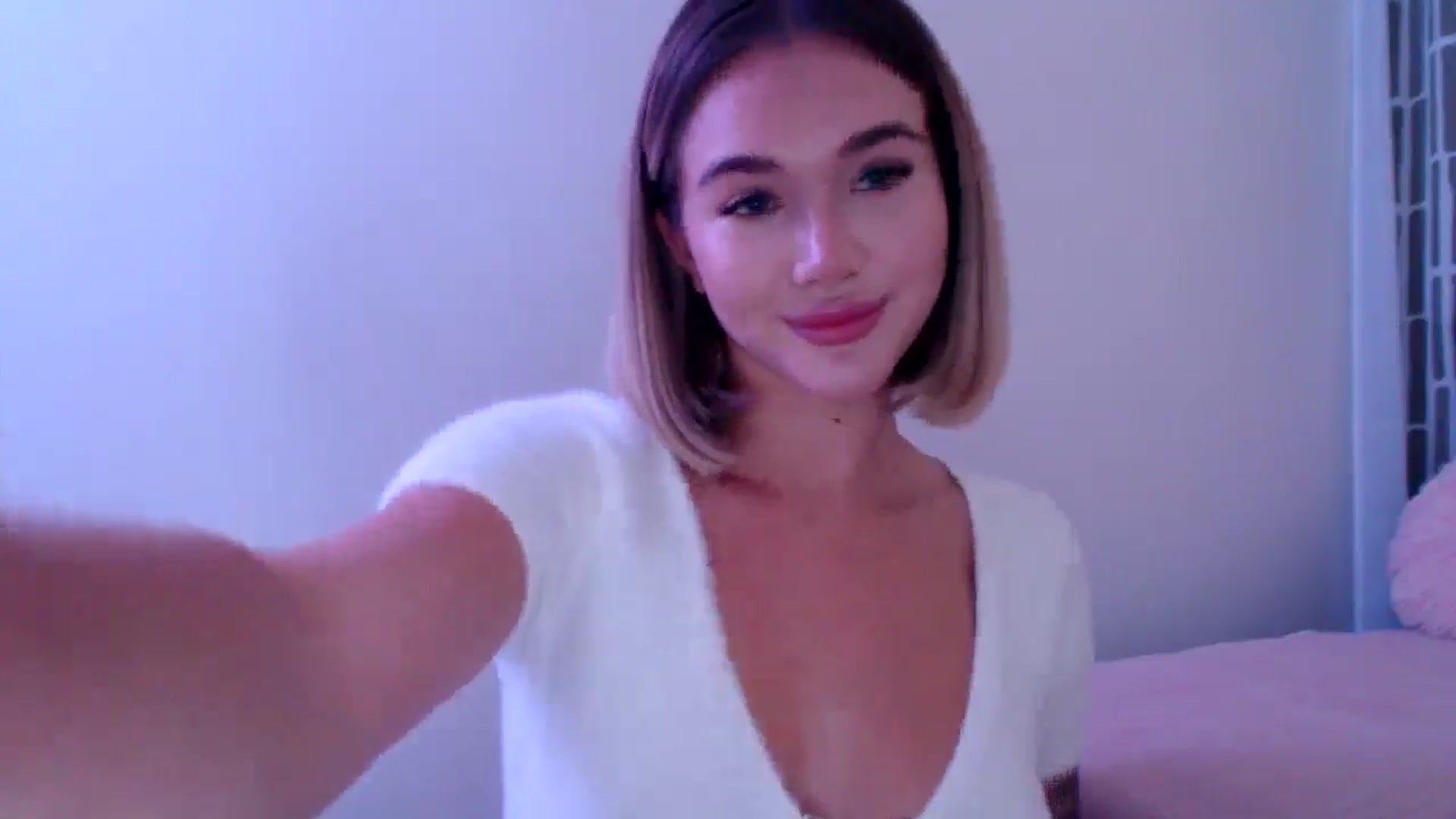 Gallery image thumbnail from HolyMeow's myfreecams stream on, 10/08/2025, 24:21 image 3 of 20