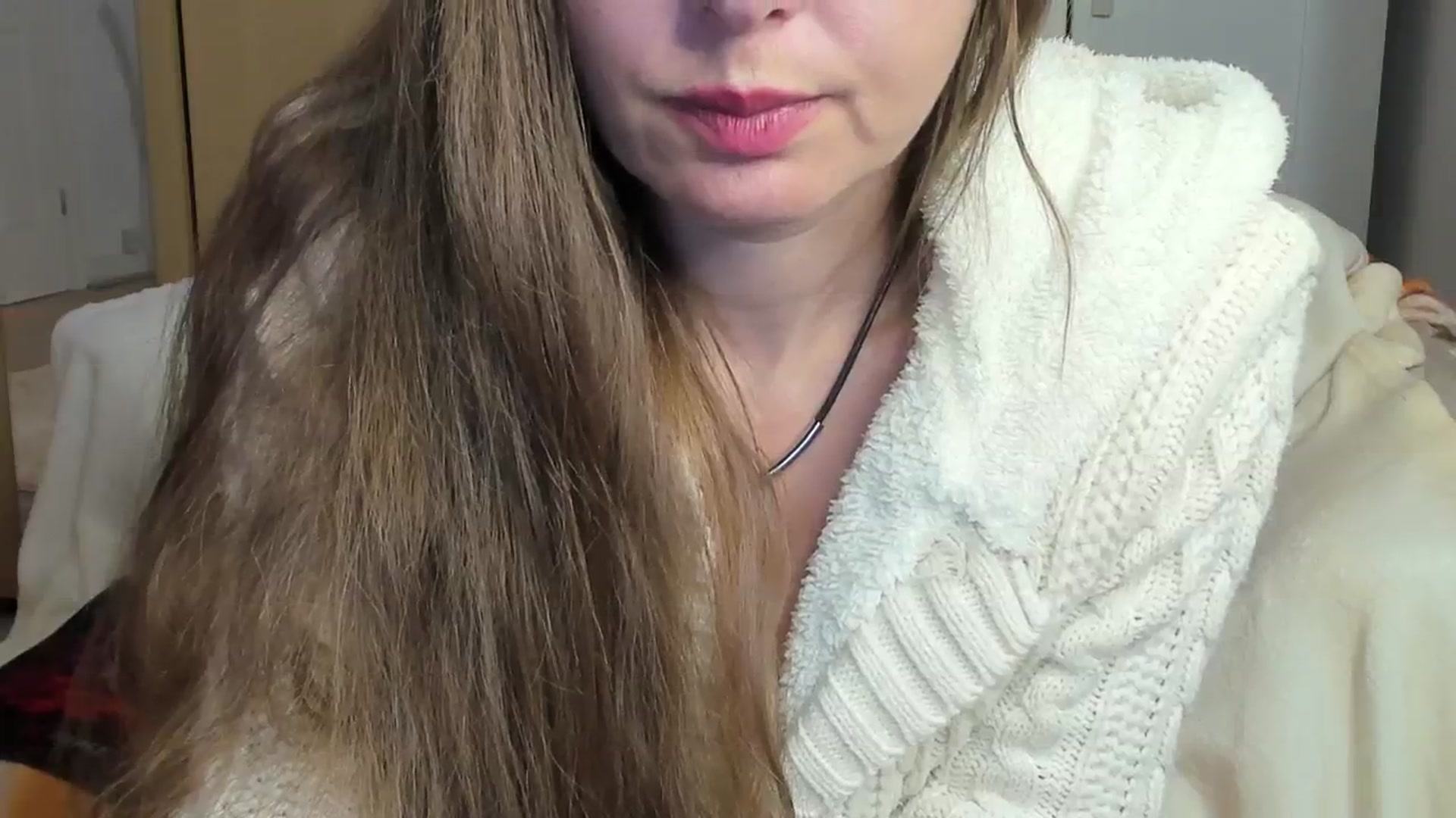 Gallery image thumbnail from HolzKoepfchen's myfreecams stream on, 01/02/2026, 24:29 image 10 of 20