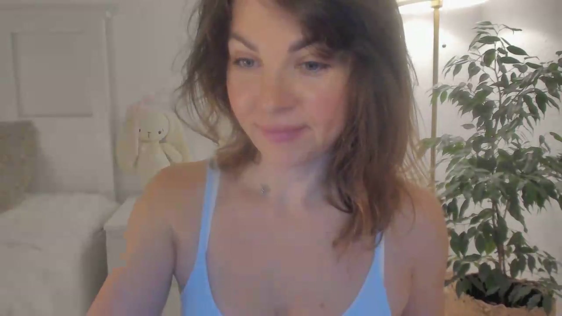 Gallery image thumbnail from Homegirll's myfreecams stream on, 08/28/2026, 13:41 image 12 of 20