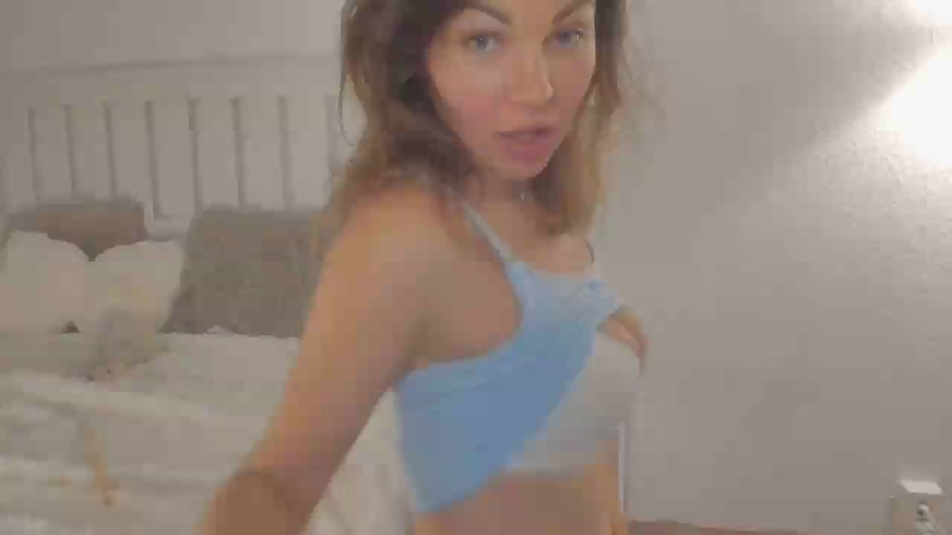 Gallery image thumbnail from Homegirll's myfreecams stream on, 08/28/2026, 16:58 image 18 of 20