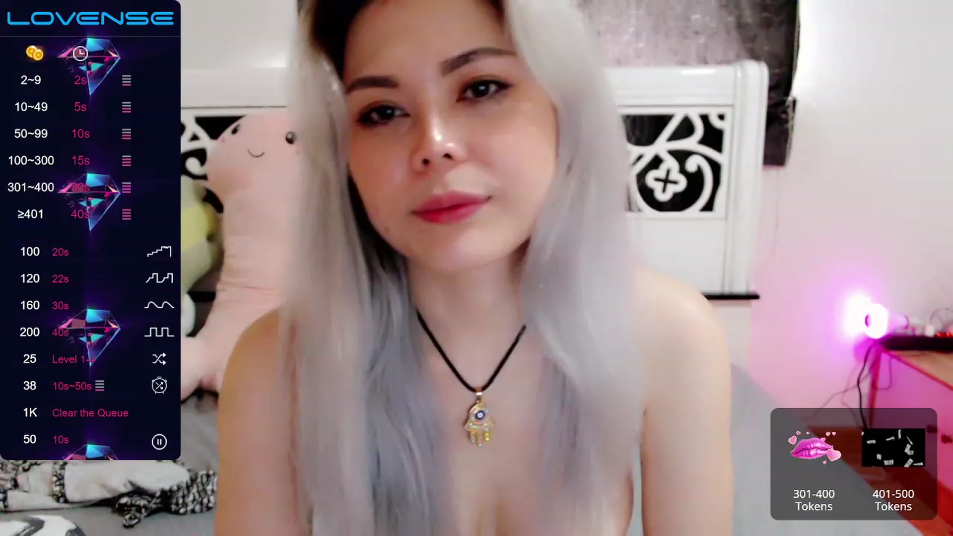 Gallery image thumbnail from HomelessCutie's myfreecams stream on, 11/19/2022, 08:02 image 1 of 20