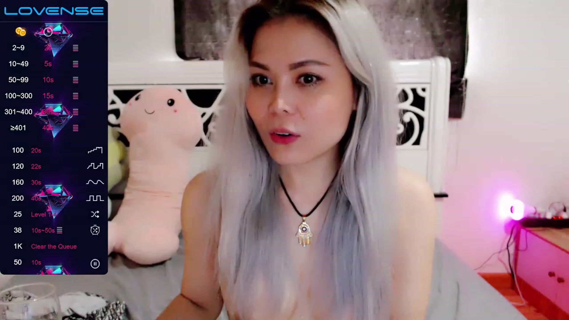 Gallery image thumbnail from HomelessCutie's myfreecams stream on, 11/19/2022, 08:02 image 7 of 20
