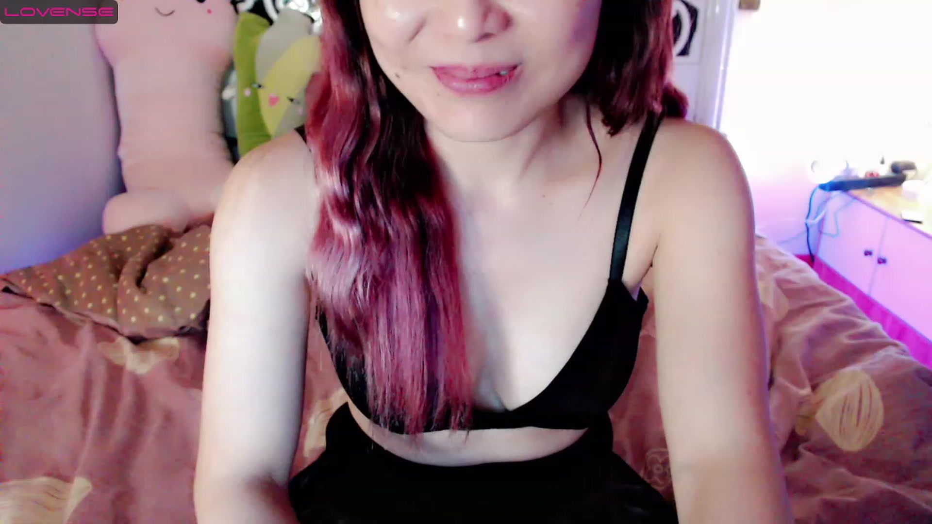 Gallery image thumbnail from HomelessCutie's myfreecams stream on, 12/11/2022, 18:17 image 17 of 20