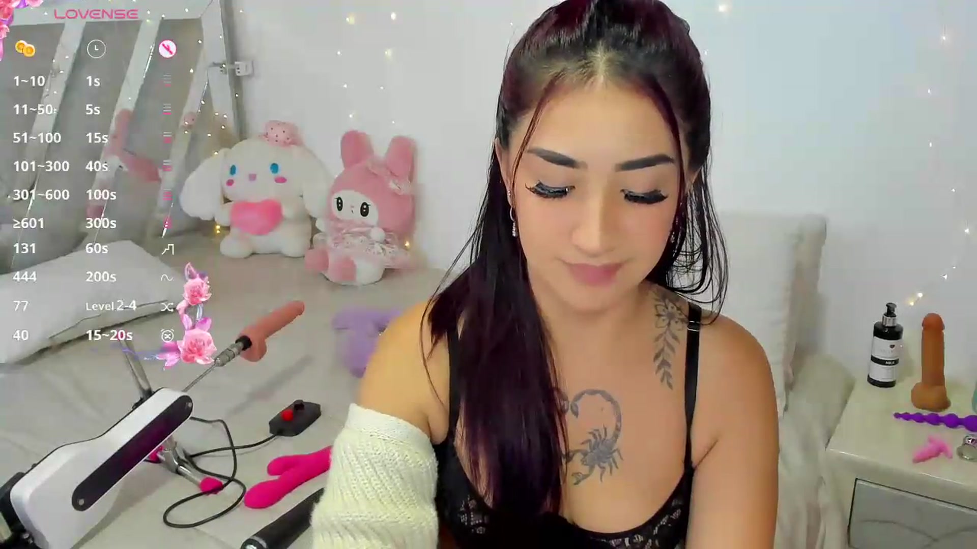 Gallery image thumbnail from Honeey__'s myfreecams stream on, 05/18/2026, 12:31 image 11 of 20