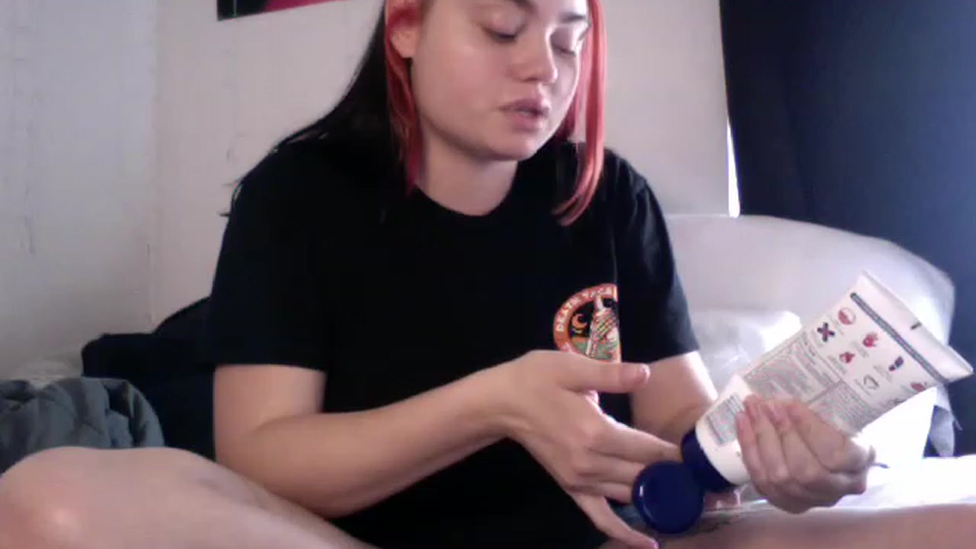 Gallery image thumbnail from HoneyAdams's myfreecams stream on, 11/17/2022, 19:24 image 5 of 20