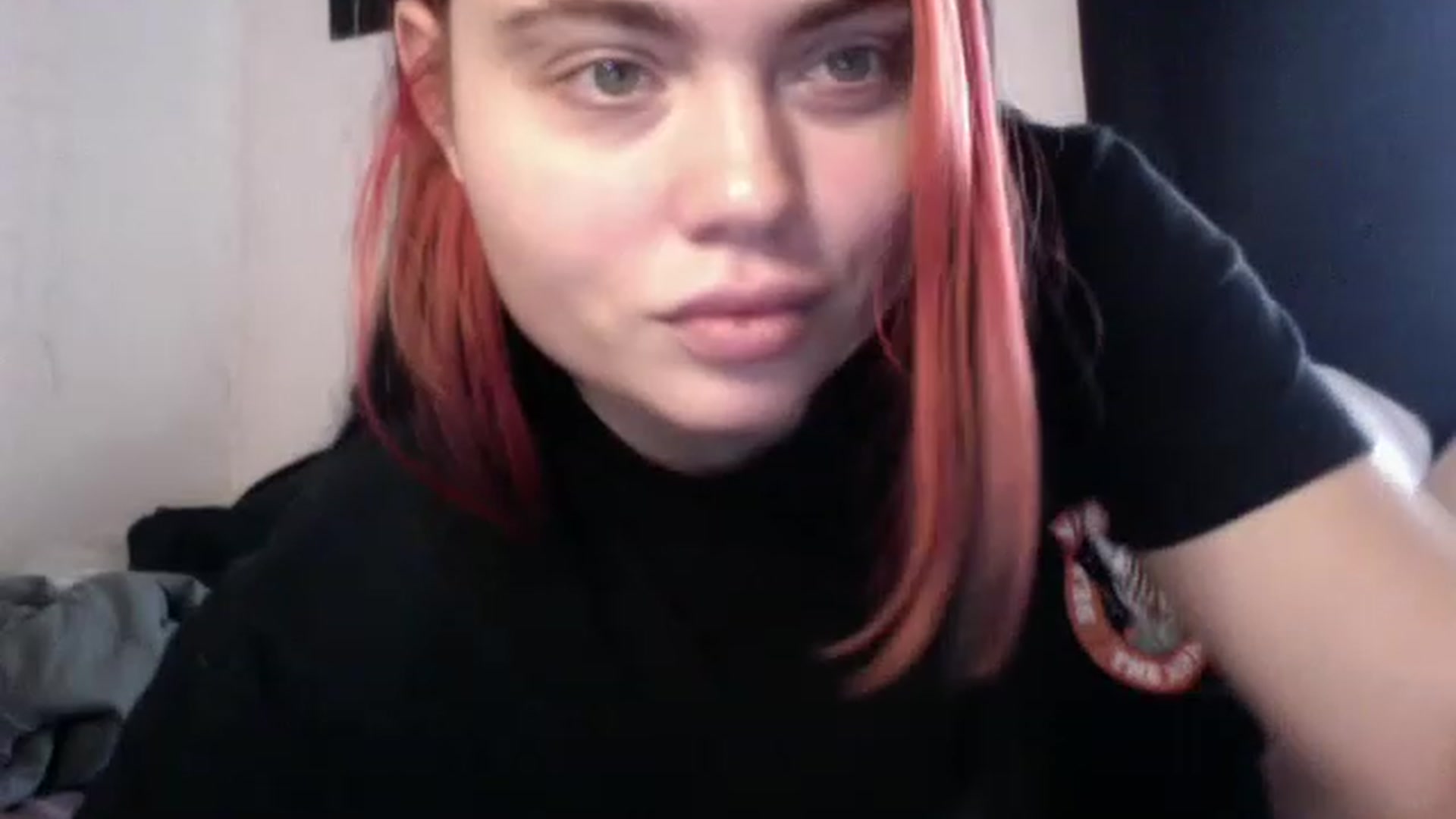 Gallery image thumbnail from HoneyAdams's myfreecams stream on, 11/17/2022, 19:24 image 11 of 20
