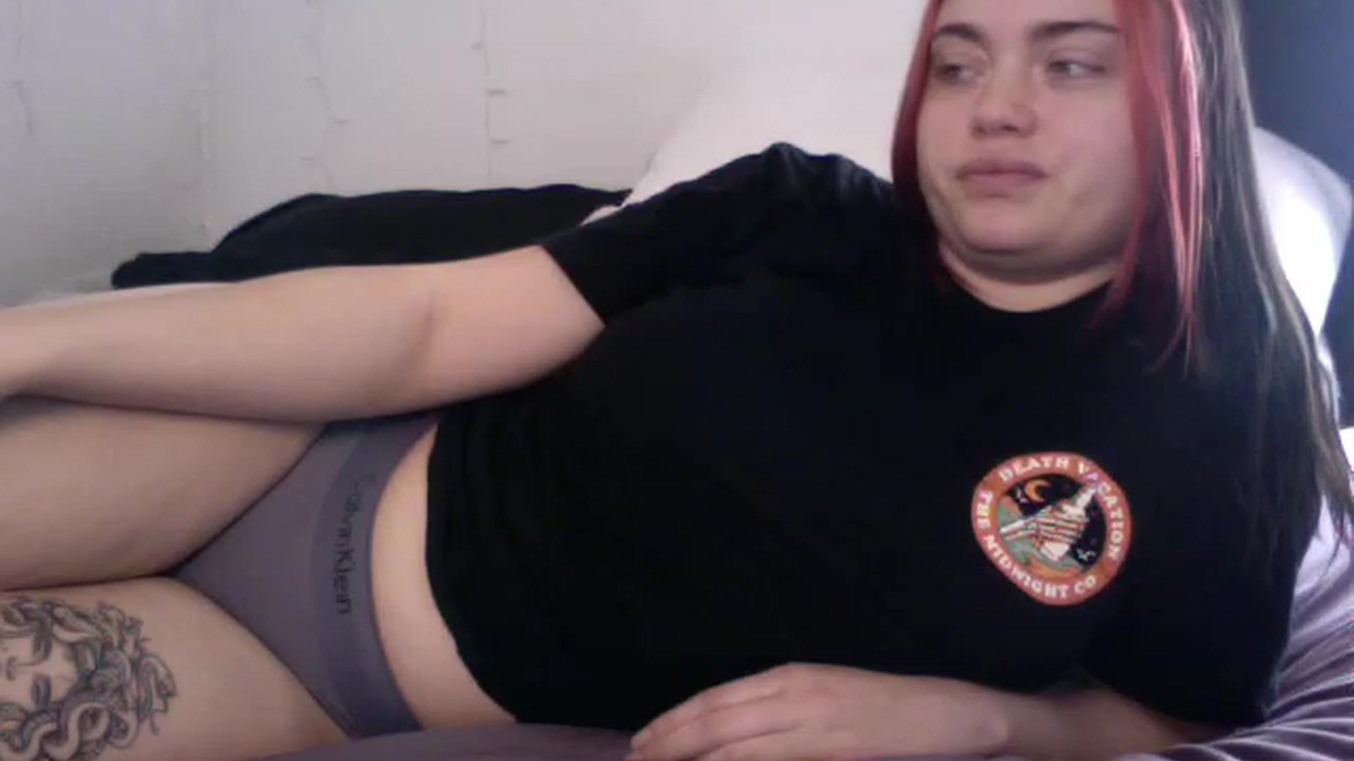 Gallery image thumbnail from HoneyAdams's myfreecams stream on, 11/17/2022, 19:58 image 2 of 20
