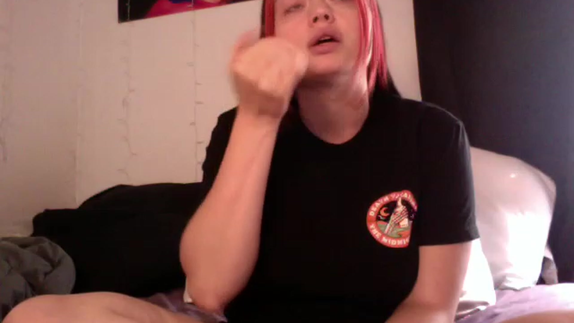 Gallery image thumbnail from HoneyAdams's myfreecams stream on, 11/17/2022, 19:58 image 18 of 20