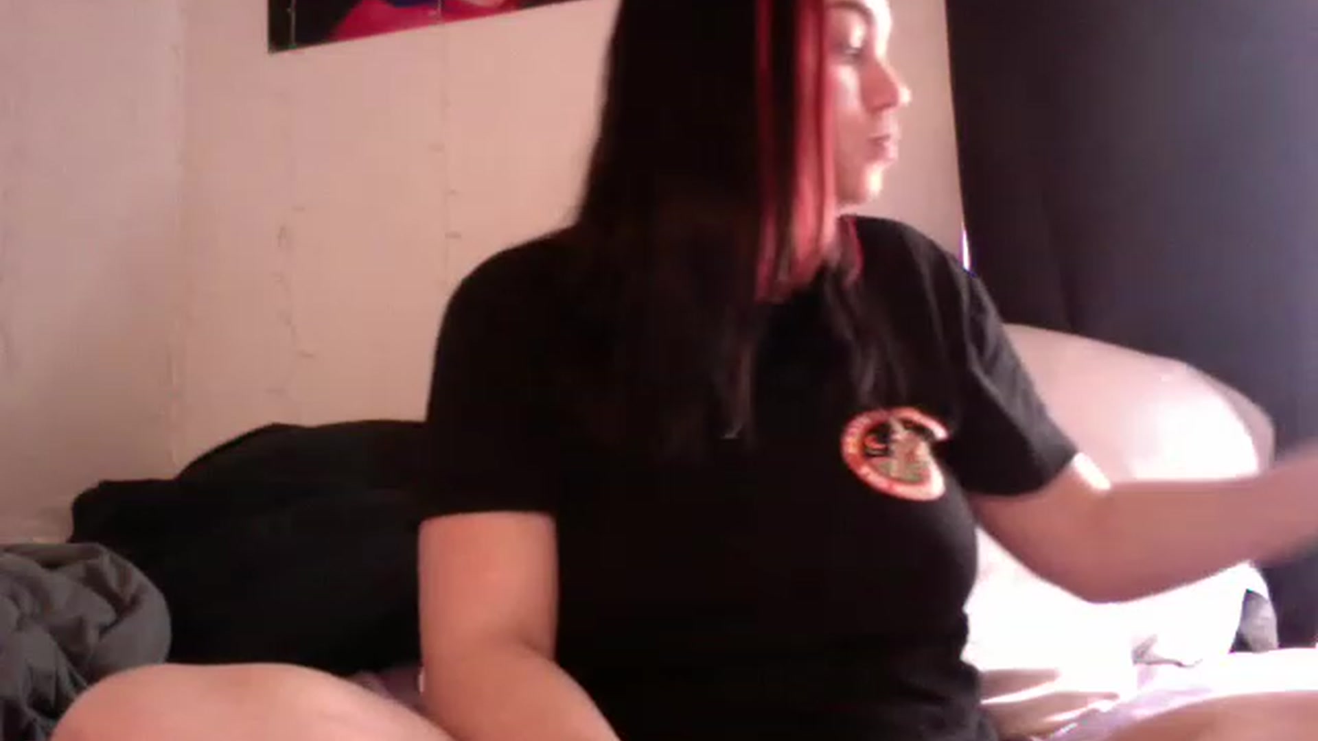 Gallery image thumbnail from HoneyAdams's myfreecams stream on, 11/17/2022, 20:46 image 4 of 20