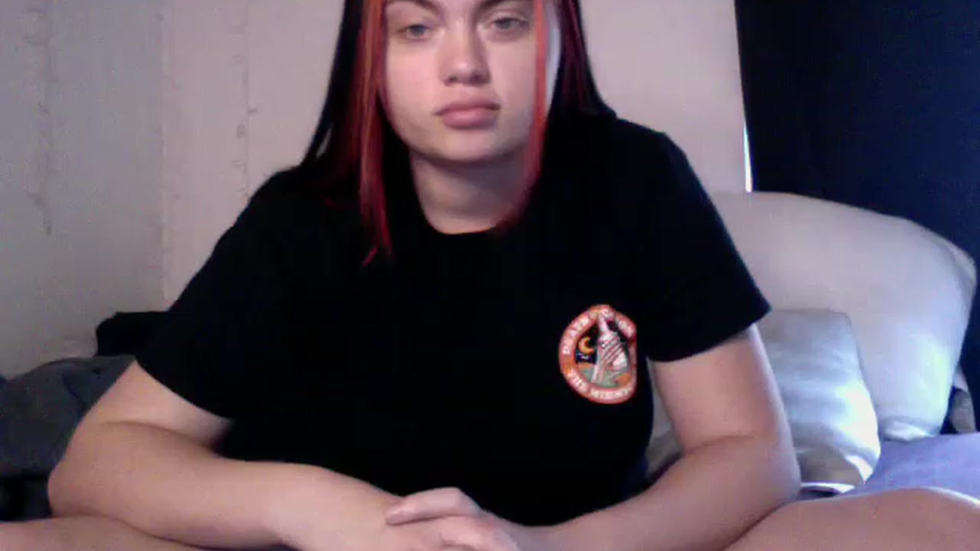 Gallery image thumbnail from HoneyAdams's myfreecams stream on, 11/17/2022, 21:26 image 12 of 20