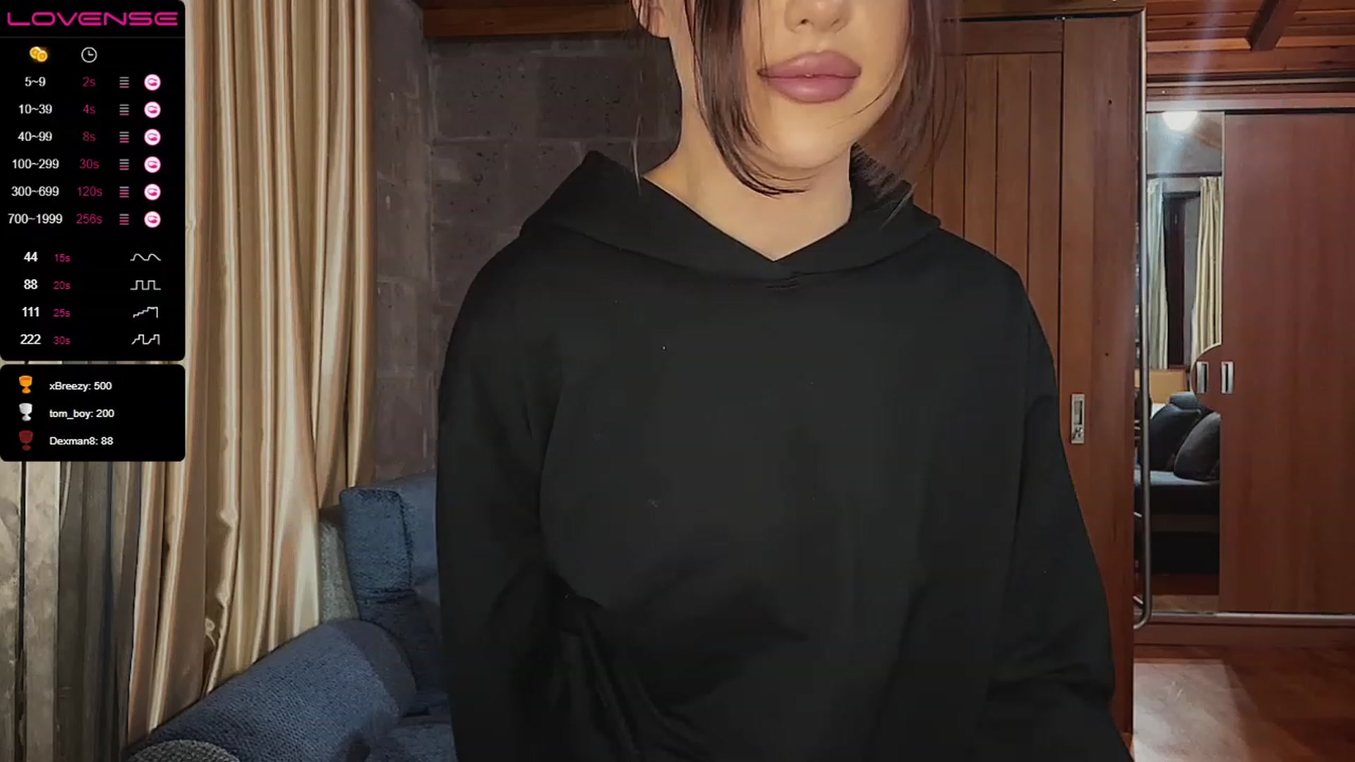Gallery image thumbnail from HoneyGretel's myfreecams stream on, 01/03/2023, 17:13 image 11 of 20