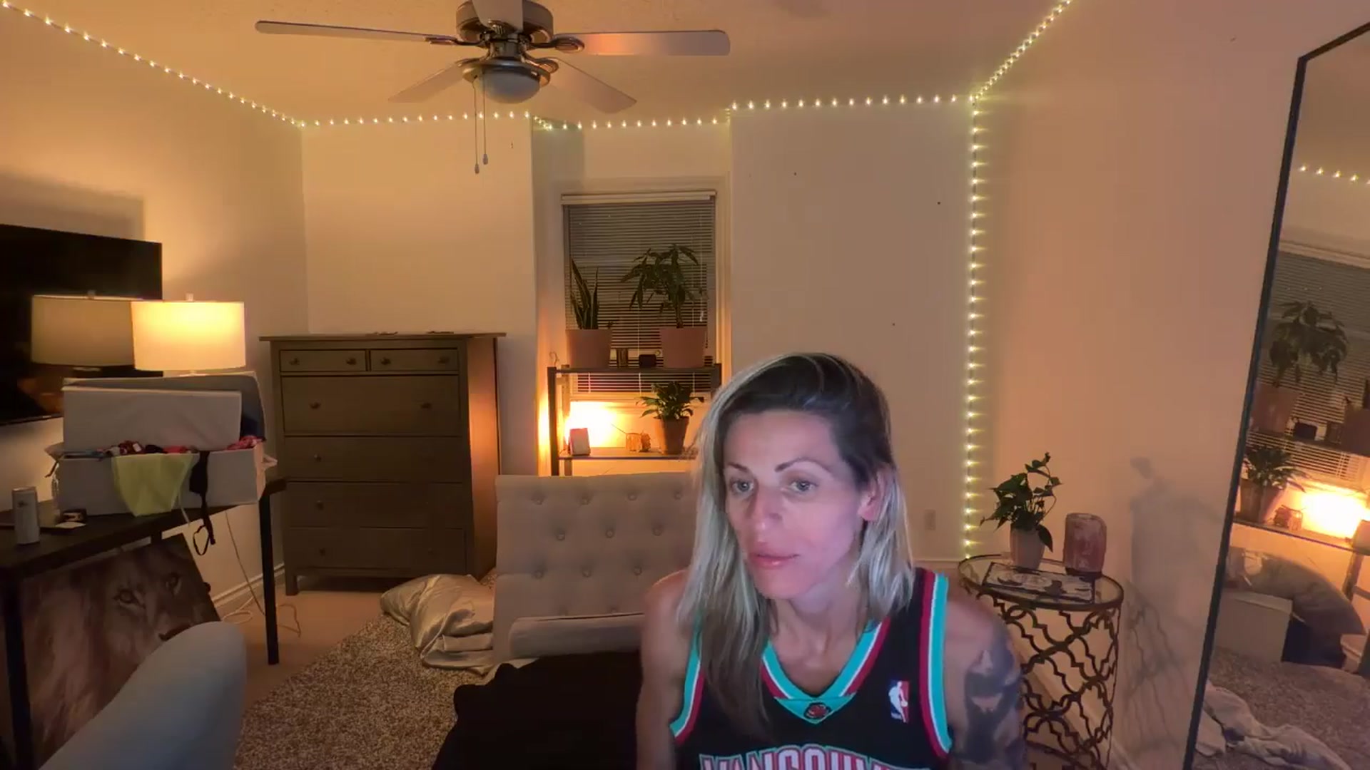 Gallery image thumbnail from HoneyHaus's myfreecams stream on, 09/07/2025, 09:56 image 7 of 20