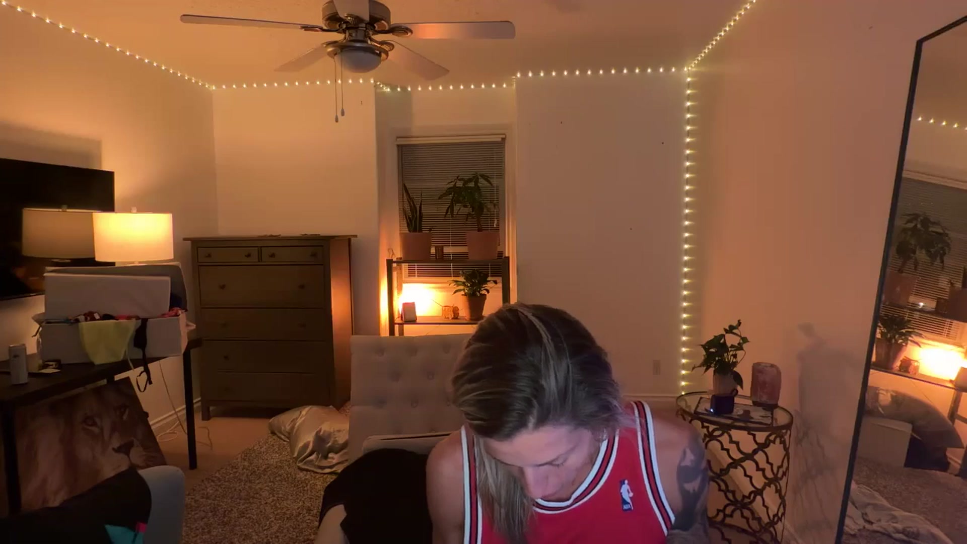 Gallery image thumbnail from HoneyHaus's myfreecams stream on, 09/07/2025, 09:56 image 11 of 20