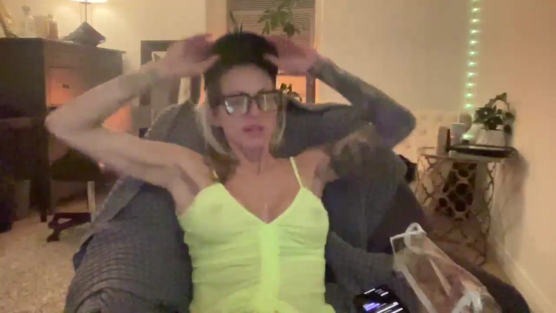 Gallery image thumbnail from HoneyHaus's myfreecams stream on, 09/10/2025, 09:28 image 13 of 20