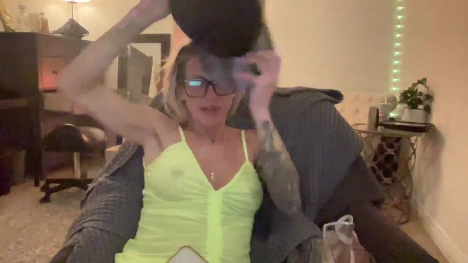 Gallery image thumbnail from HoneyHaus's myfreecams stream on, 09/10/2025, 09:28 image 10 of 20