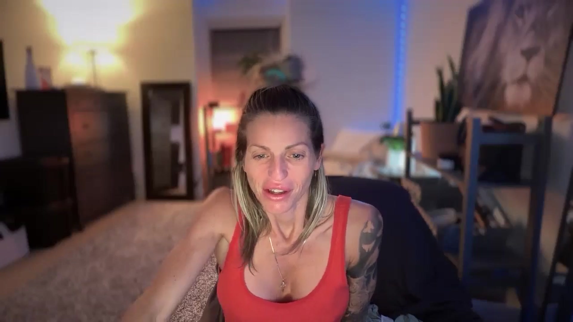 Gallery image thumbnail from HoneyHaus's myfreecams stream on, 09/14/2025, 09:38 image 7 of 20