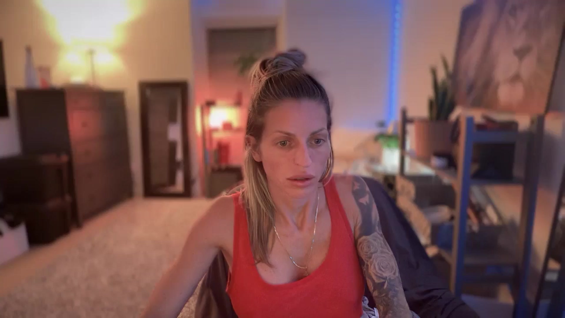 Gallery image thumbnail from HoneyHaus's myfreecams stream on, 09/14/2025, 09:38 image 9 of 20