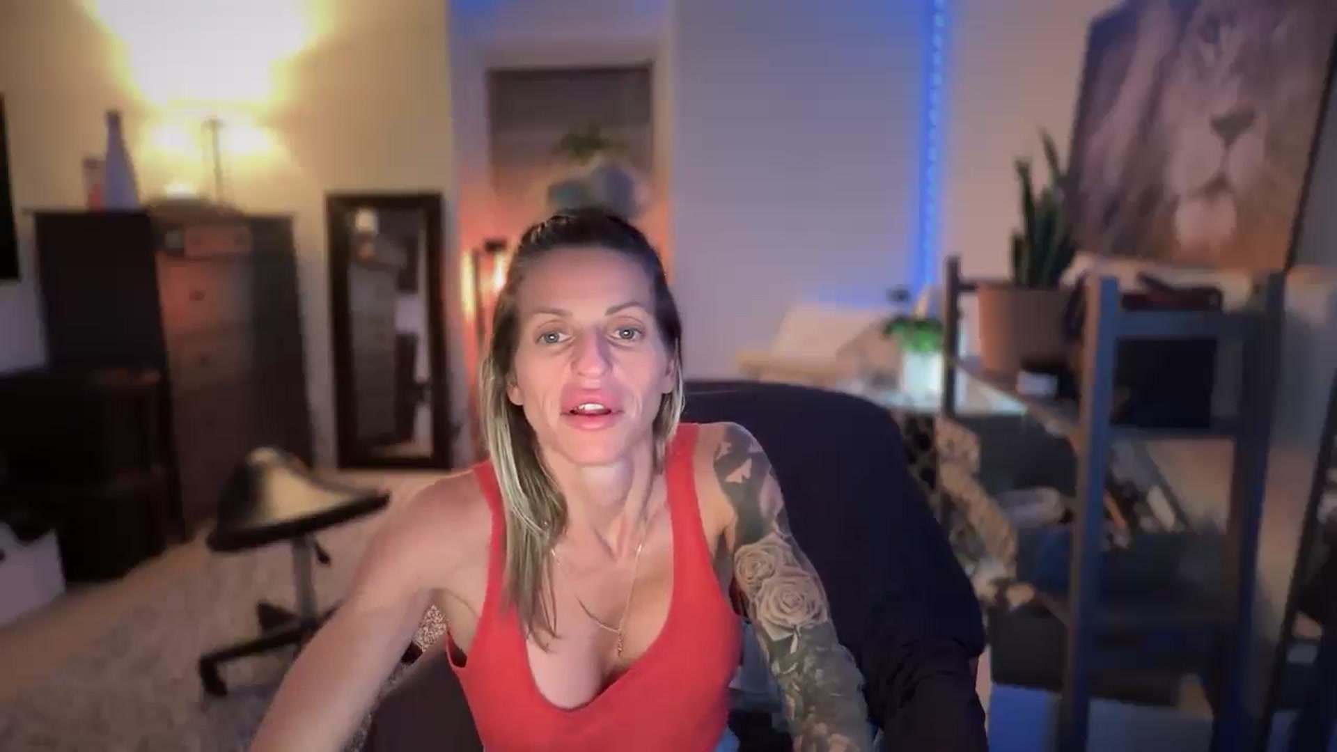 Gallery image thumbnail from HoneyHaus's myfreecams stream on, 09/14/2025, 09:52 image 16 of 20