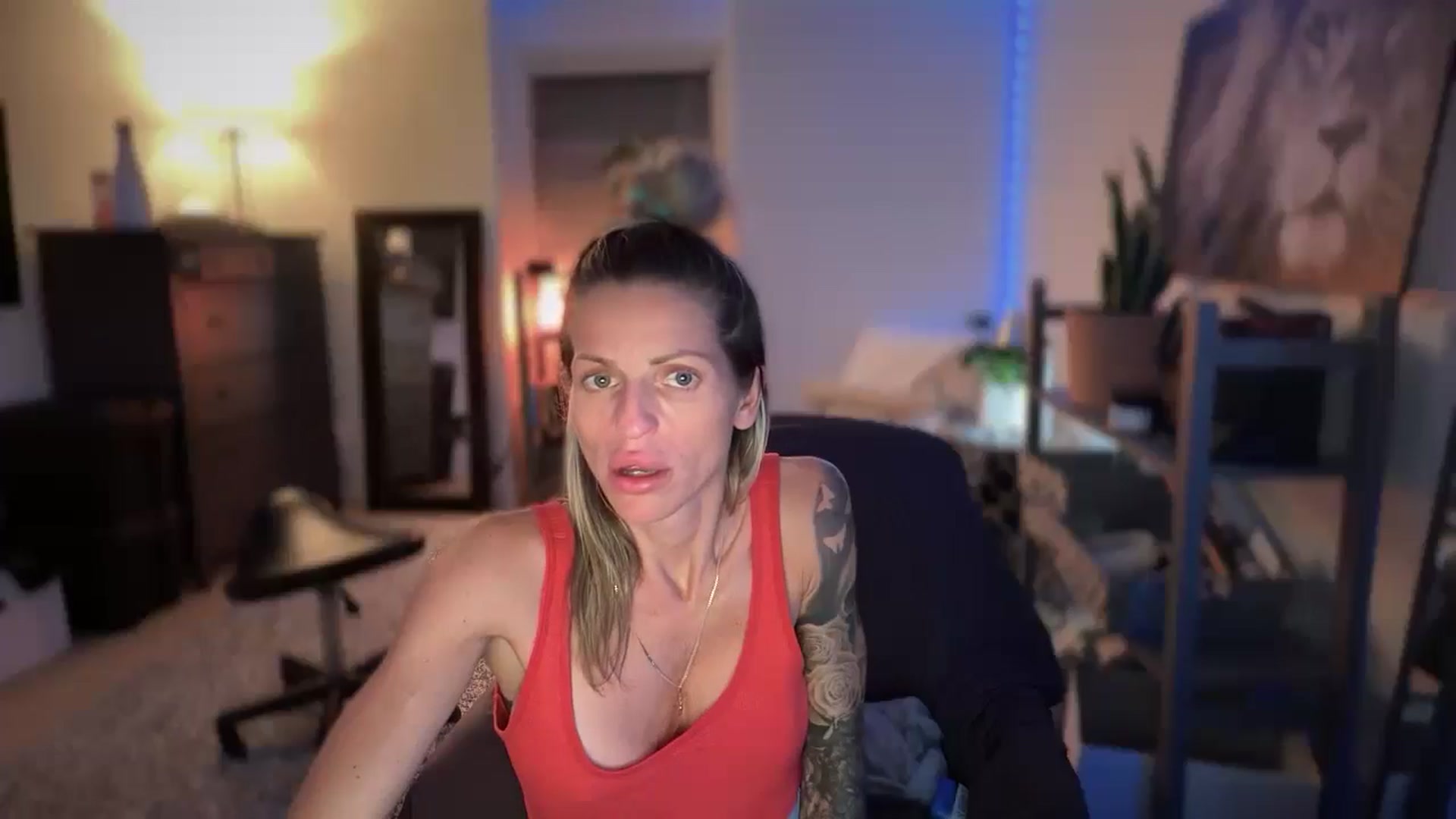 Gallery image thumbnail from HoneyHaus's myfreecams stream on, 09/14/2025, 09:52 image 17 of 20