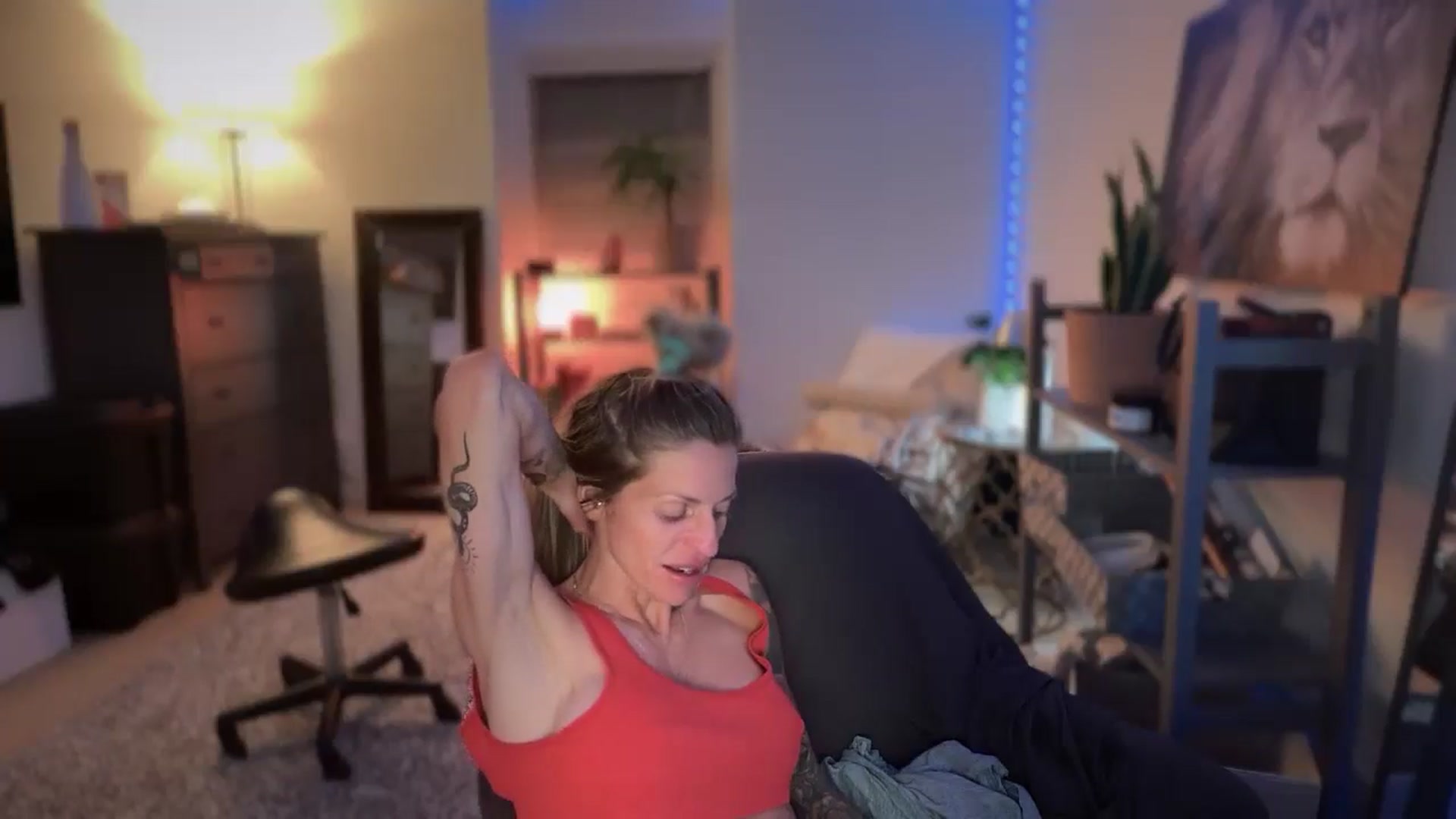 Gallery image thumbnail from HoneyHaus's myfreecams stream on, 09/14/2025, 09:52 image 3 of 20