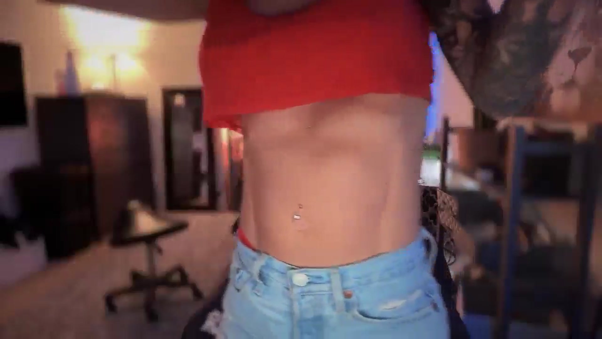 Gallery image thumbnail from HoneyHaus's myfreecams stream on, 09/14/2025, 12:03 image 4 of 20