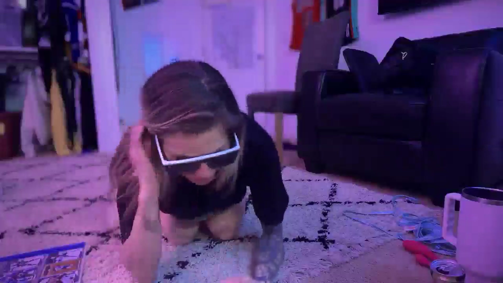 Gallery image thumbnail from HoneyHaus's myfreecams stream on, 12/09/2025, 16:02 image 17 of 20