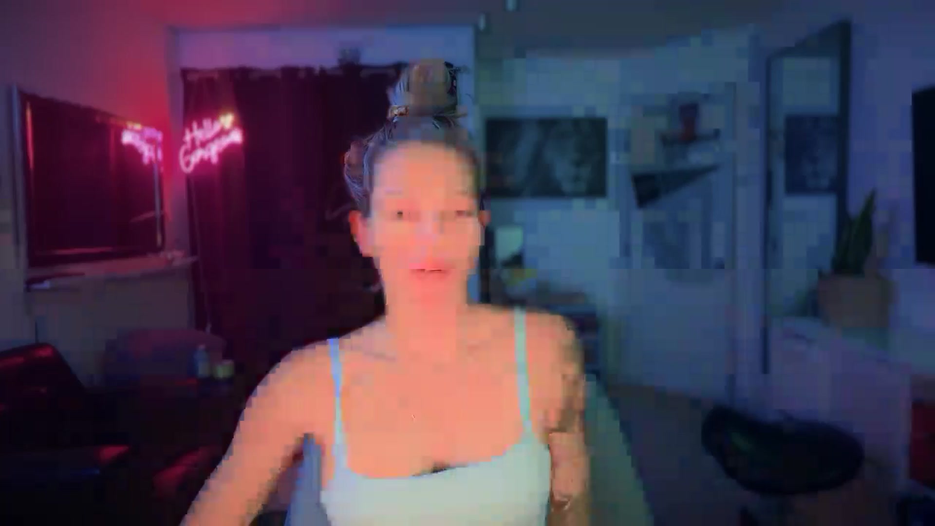 Gallery image thumbnail from HoneyHaus's myfreecams stream on, 01/06/2026, 07:33 image 5 of 20