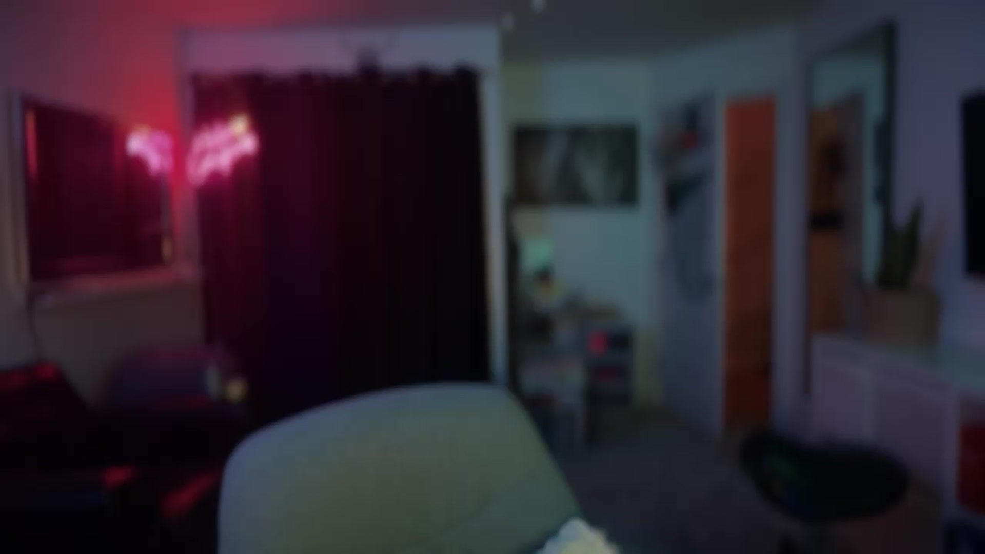 Gallery image thumbnail from HoneyHaus's myfreecams stream on, 01/06/2026, 07:33 image 19 of 20
