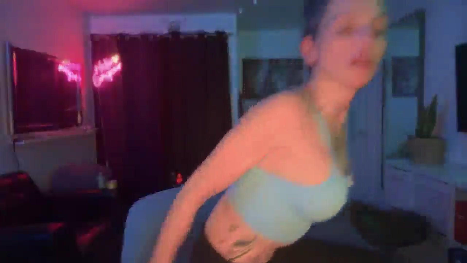 Gallery image thumbnail from HoneyHaus's myfreecams stream on, 01/06/2026, 07:33 image 20 of 20